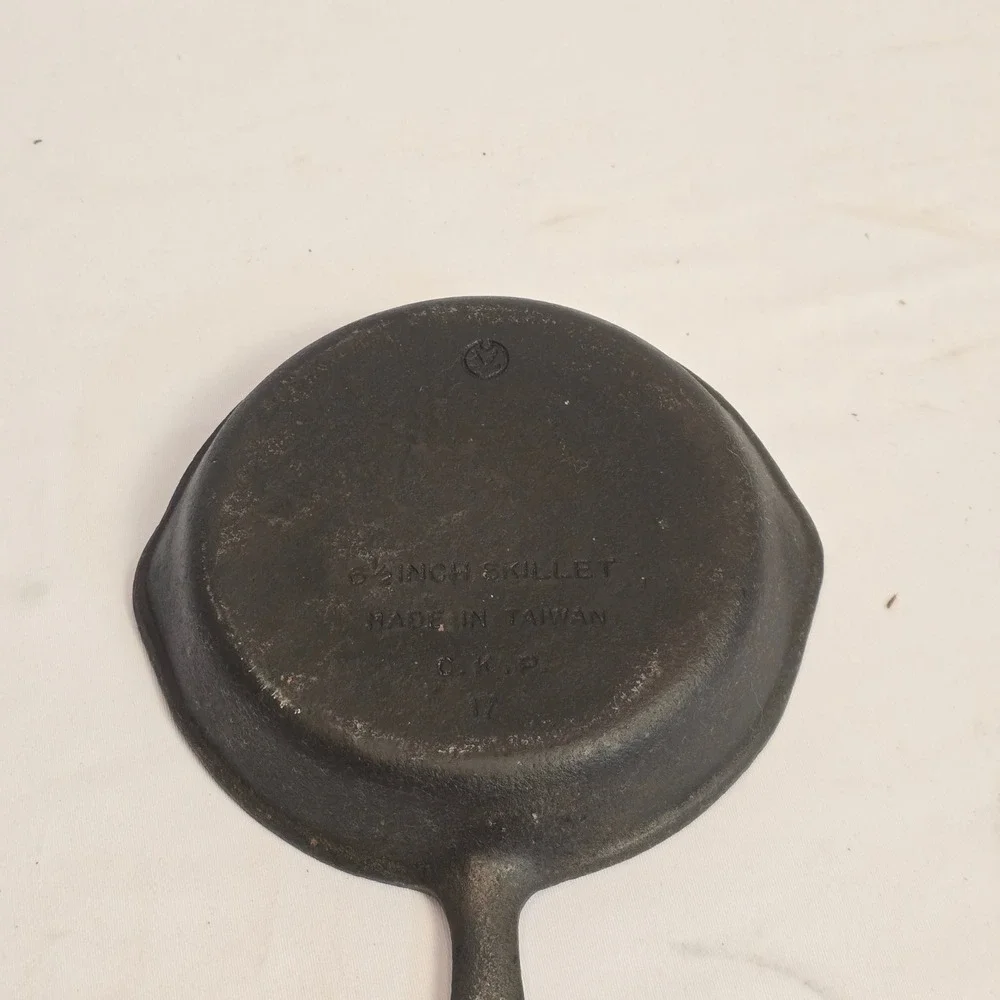 Vintage CKP 6.5 Inch Cast Iron Skillet Made in Taiwan Small Frying Pan No 17